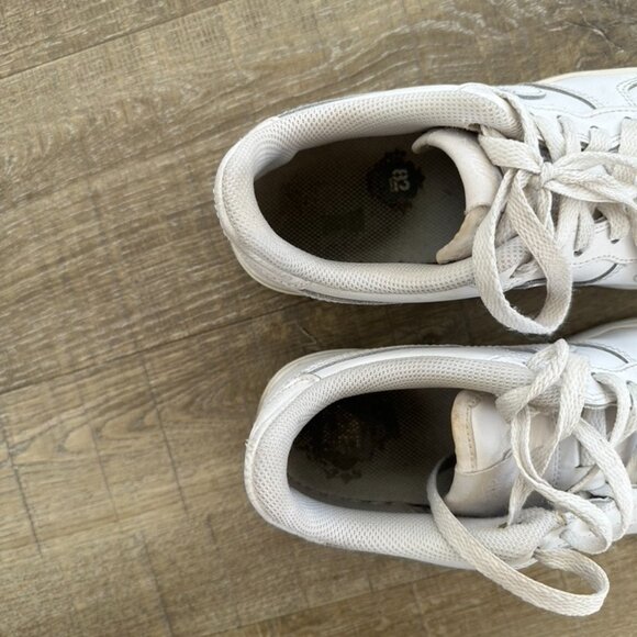 Nike Air Force 1 White Size 5Y 6.5 Womens - Picture 8 of 9
